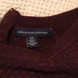 Plum, crew neck American Eagle light weight sweater with a small zipper in back
